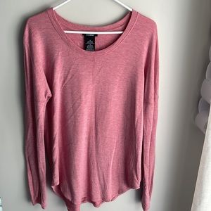 Premise Mauve long sleeve thumb hole Sweater Tee- scooped hem-cozy- size Small